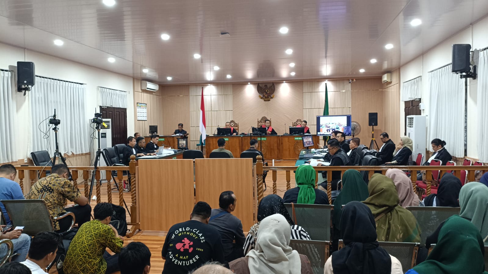 fmmnews.com | Keterangan Dua Saksi di Sidang Abdul Wahid Guncang BAP Dani M Nursalam. Dugaan Ketidaksesuaian Fakta Mencuat 