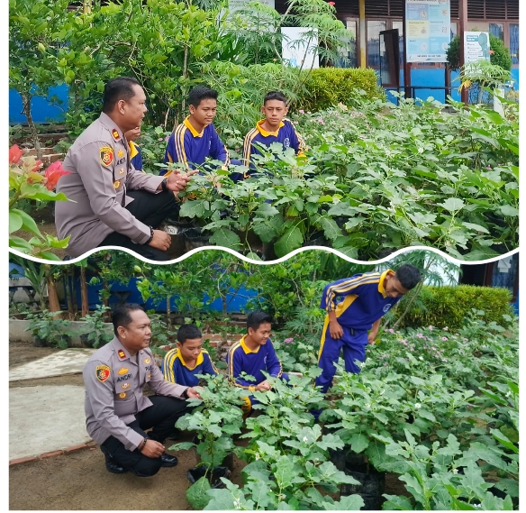 fmmnews.com | Dekat dengan Pelajar dan Peduli Lingkungan Hijau, Kapolsek Batang Tuaka IPTU Andrianto Perkuat Program Ketahanan Pangan Nasional