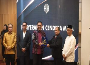 | Firma Hukum Assoc. Prof. Dr. Elviandri & Sunariyo Resmi Diluncurkan, Seno Aji: Kaltim Butuh Layanan Hukum yang Profesional di Era IKN | Firma Hukum Assoc. Prof. Dr. Elviandri & Sunariyo Resmi Diluncurkan, Seno Aji: Kaltim Butuh Layanan Hukum yang Profesional di Era IKN