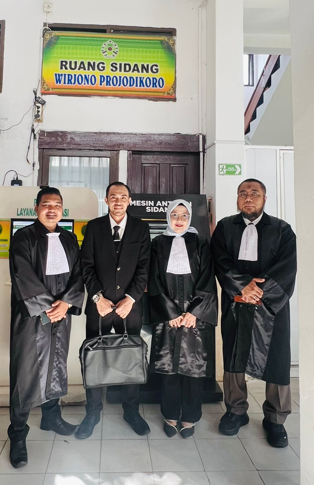 fmmnews.com | Tim Kuasa Hukum Terdakwa Siapkan Perlawanan Hukum Berdasarkan Putusan Perdata