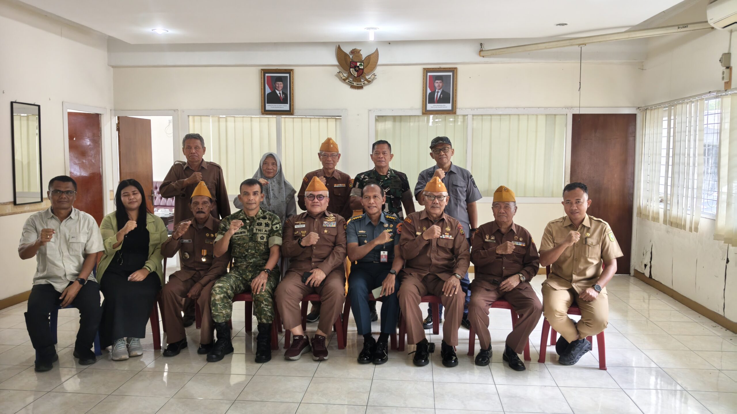  | Kodam XIX Tuanku Tambusai Perkuat Sinergi dengan Kemhan dan LVRI, Renovasi Kantor Veteran Segera Disiapkan