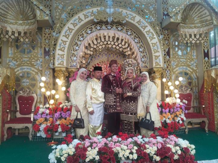  | Selamat Menempuh Hidup Baru Andi Dan Iret