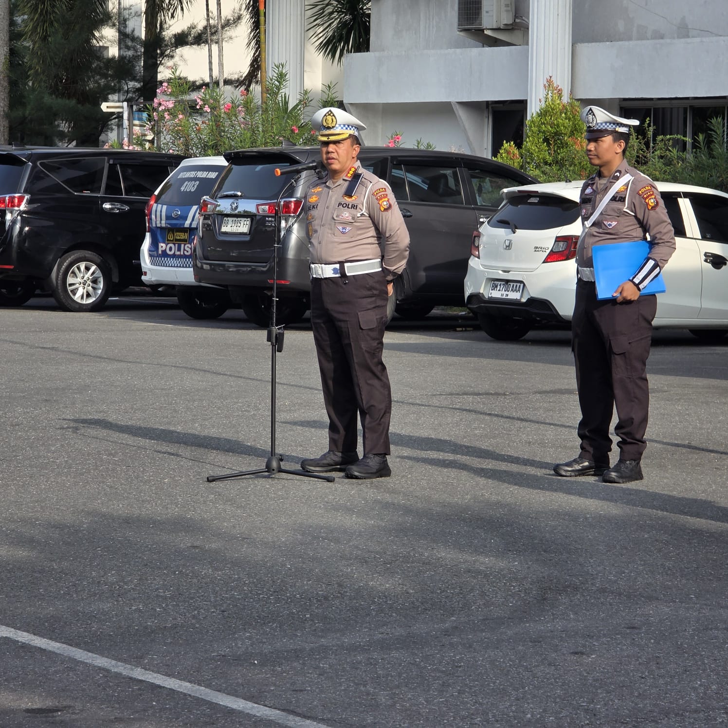  | Kota Pekanbaru Jadi Magnet Akhir Pekan, Ditlantas Polda Riau Tingkatkan Patroli dan Pengaturan Lalu Lintas Hingga Malam Hari