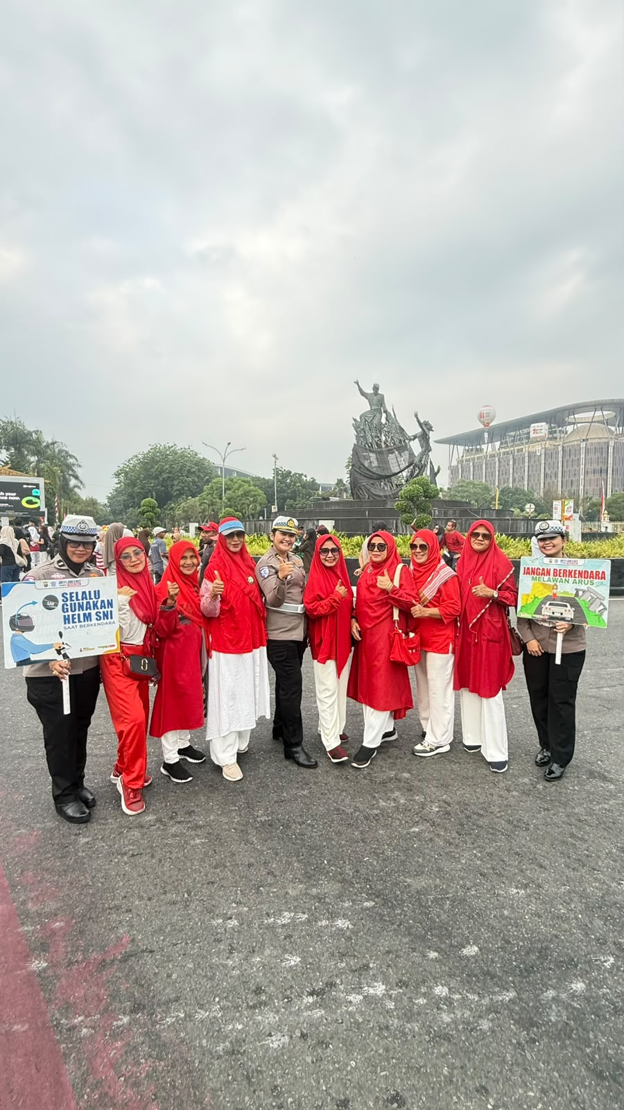  | Polantas Karib Hadir di CFD Pekanbaru, Kehadiran Polisi Disambut Hangat Masyarakat*