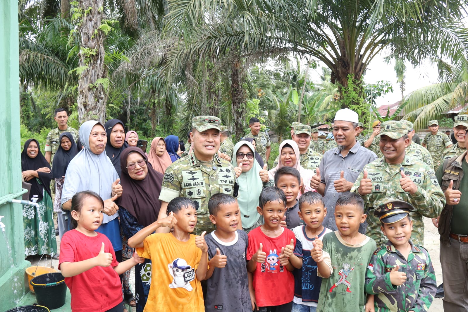  | Pangdam XIX Tuanku Tambusai Pastikan Program Manunggal Air Beri Manfaat Nyata bagi Warga