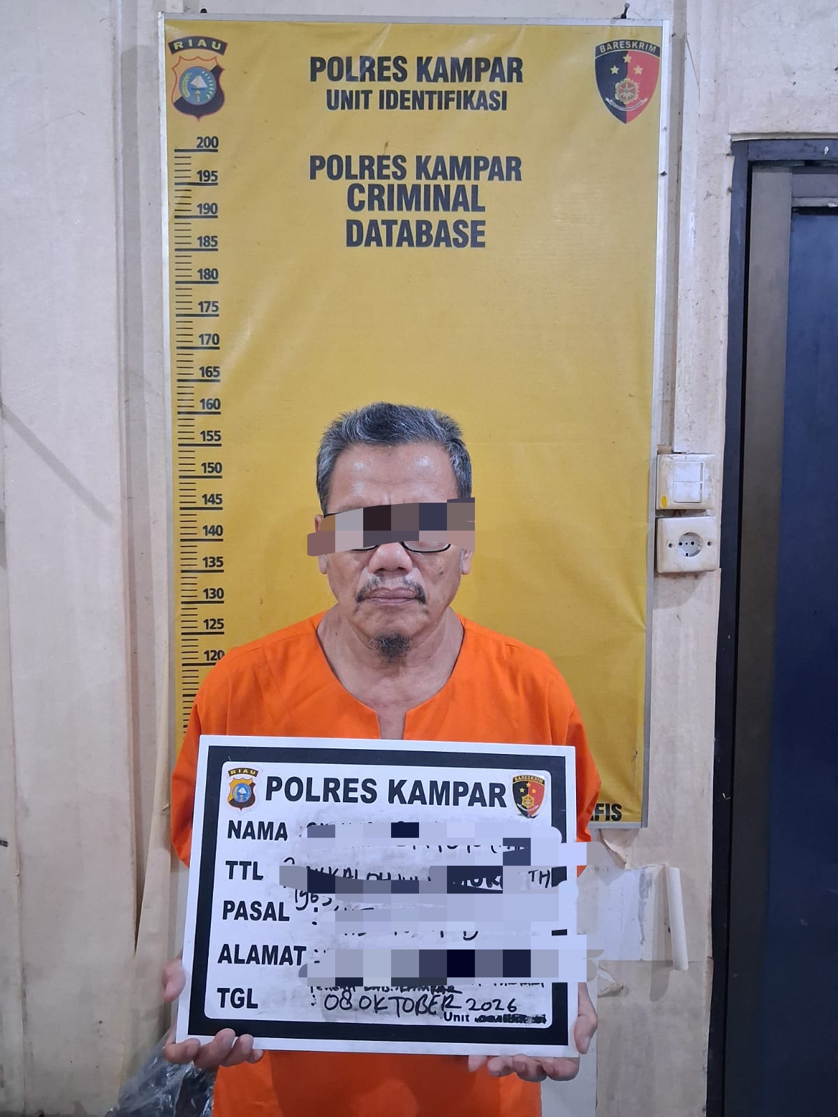 | Polres Kampar Tangkap Guru Ngaji, Diduga Cabuli 4 Anak Dibawah Umur | Polres Kampar Tangkap Guru Ngaji, Diduga Cabuli 4 Anak Dibawah Umur