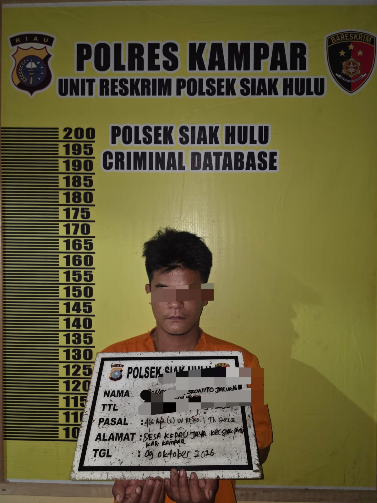 | Polsek Siak Hulu Tangkap Pelaku Penganiayaan di Desa Kapau Jaya | Polsek Siak Hulu Tangkap Pelaku Penganiayaan di Desa Kapau Jaya